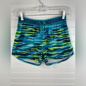 Under Armour Blue Neon Loose Fit Heatgear Drawstring Patterned Athletic Shorts